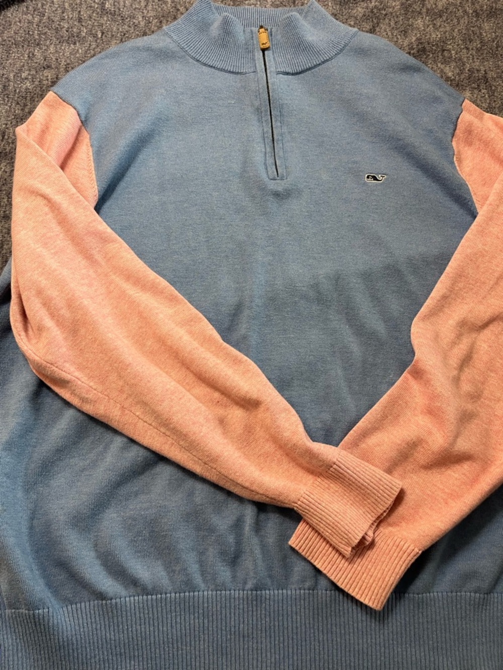Vineyard Vines Pull Over Quarter Zip Sweater Blue With Pink Sleeves Whale Logo L